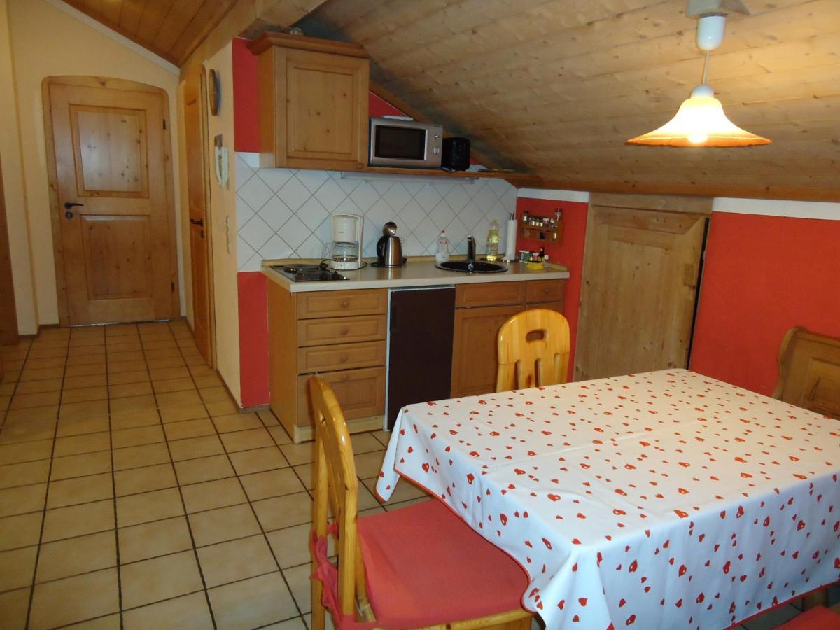 Ferienwohnung Wingen Bad Feilnbach Zimmer foto